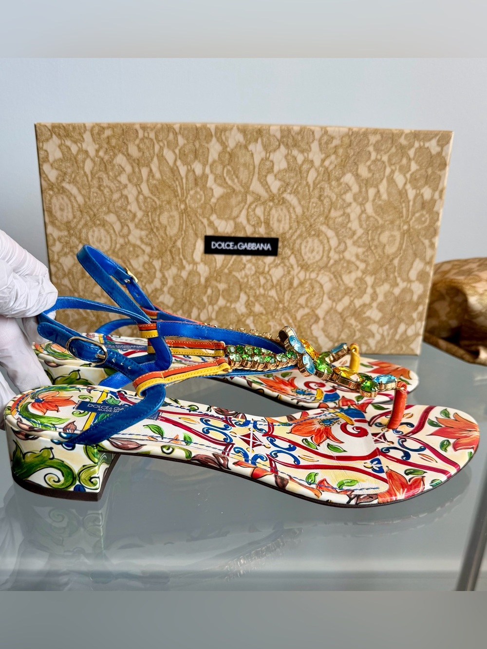 Dolce & Gabbana Majolica Jeweled Sandals. 40,5. - Picture 2 of 13